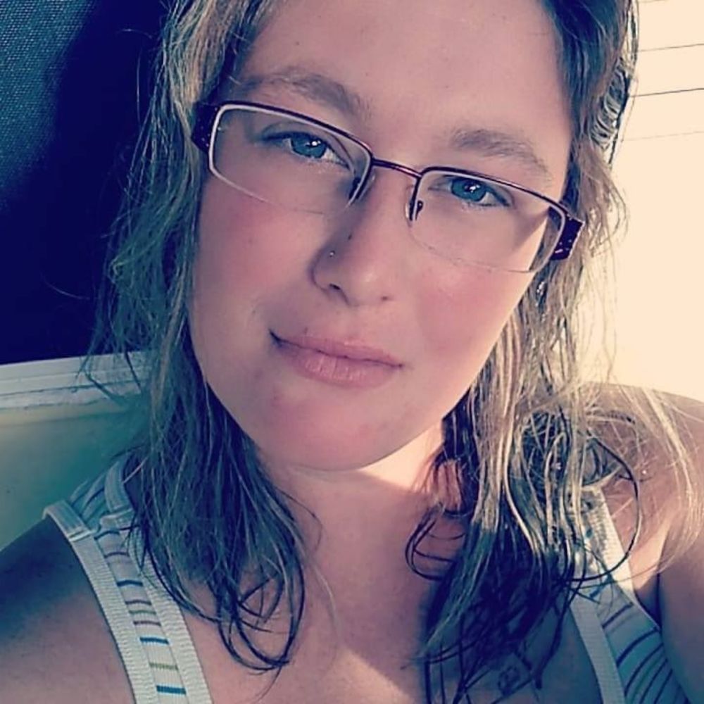 Meet your Posher, Kelady